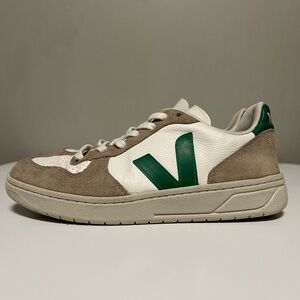 VEJA V-10 LEATHER WHITE EMERAUDE SAHARA Women’s US 5 EU 36